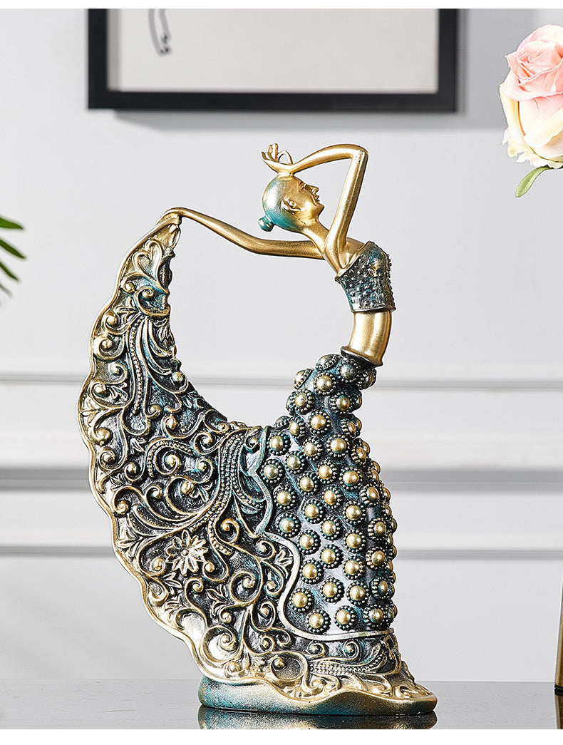 Light Luxury Style Creative Peacock Dancing Girl Artwork Decoration Nordic Desk Resin Decoration Decoration