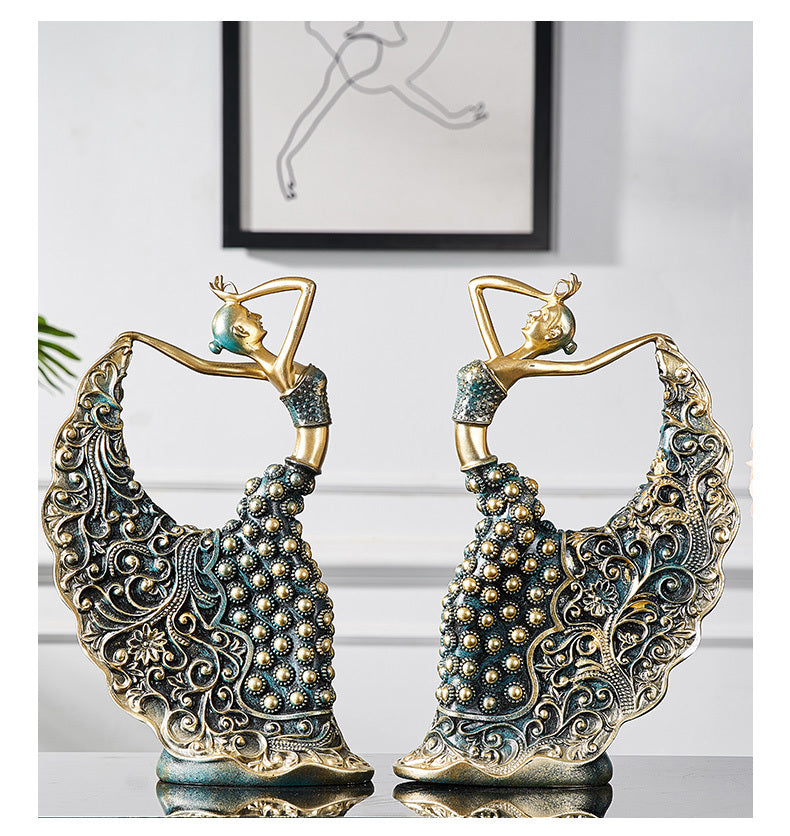 Light Luxury Style Creative Peacock Dancing Girl Artwork Decoration Nordic Desk Resin Decoration Decoration