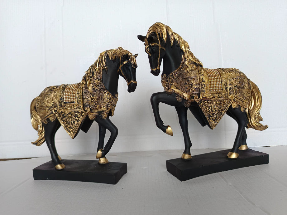 Standing Horse Set Decor 5*4*10
