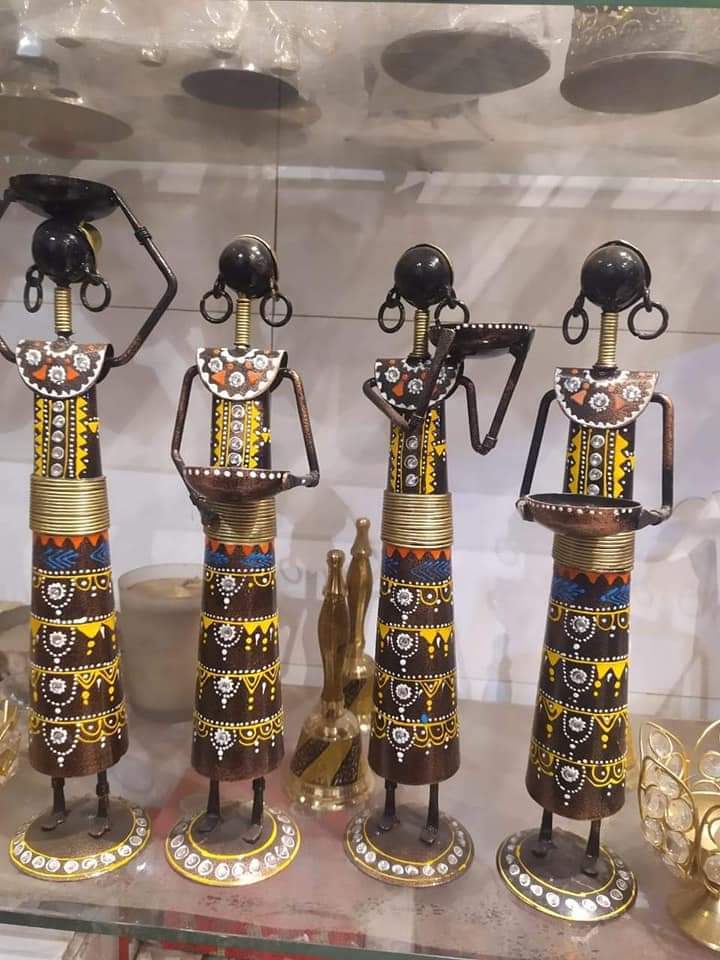 Metal doll Set 4*12-V Home Decor