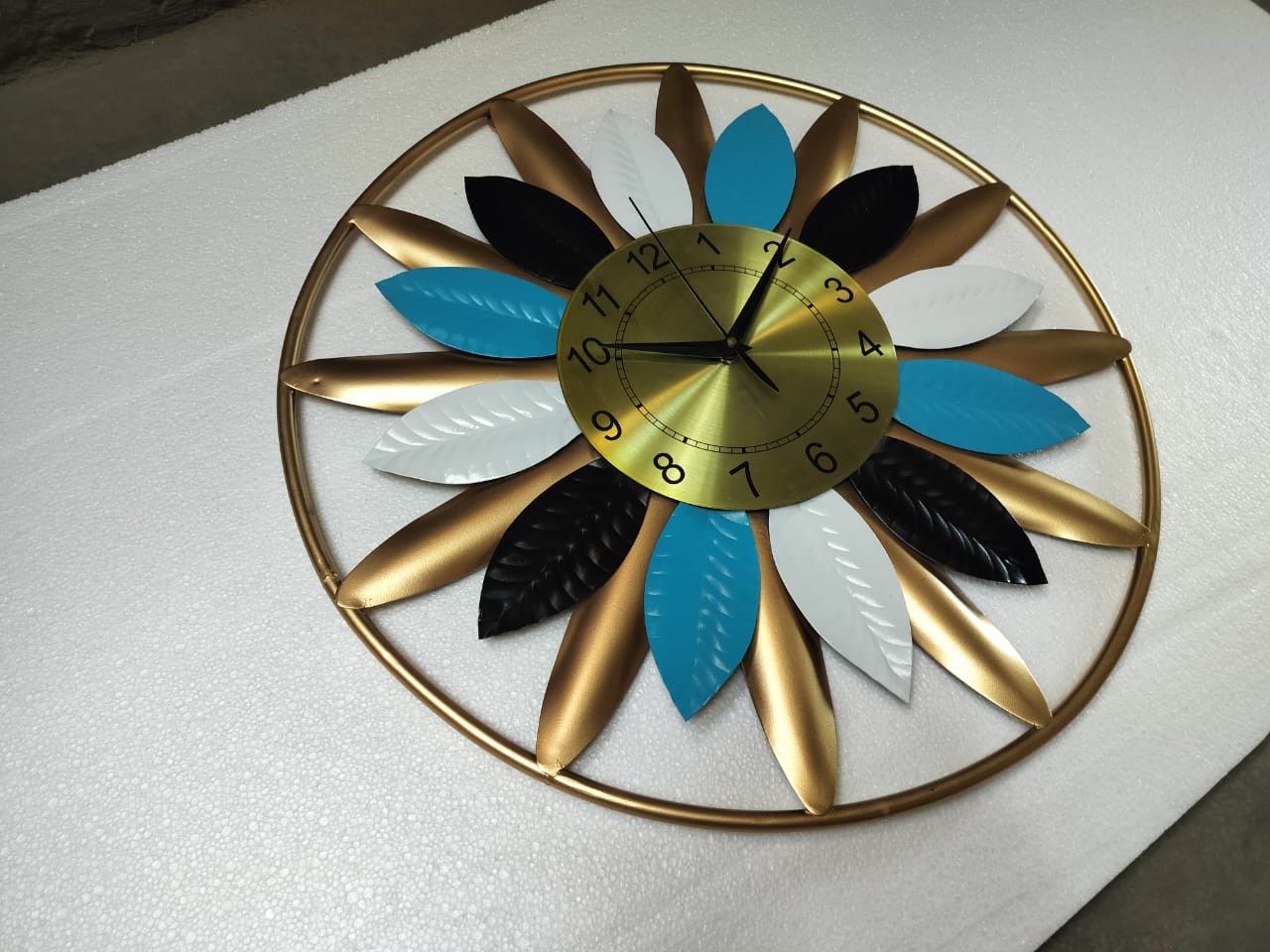 Leaf circle wall clock 20*20