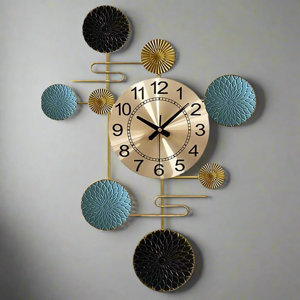 Clock With Multiple Circles 22*31
