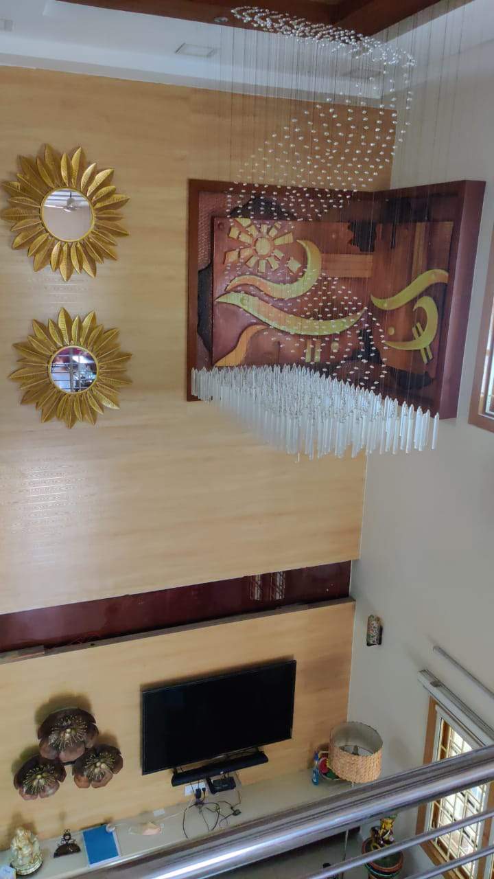 Golden Leaf Mirror 30*30-V Home Decor