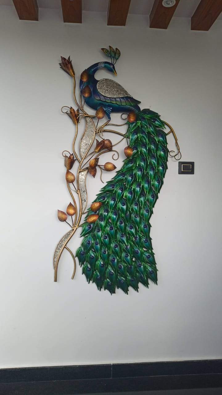 Peacock 38*68-V Home Decor