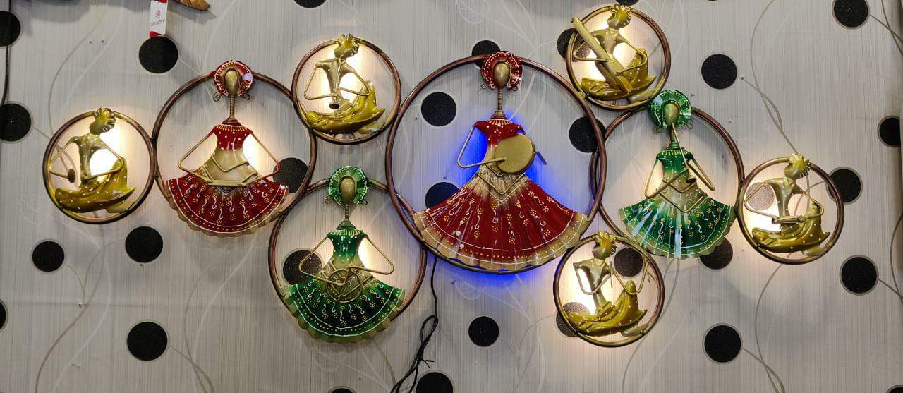 Ring Wall Doll 54*24-V Home Decor