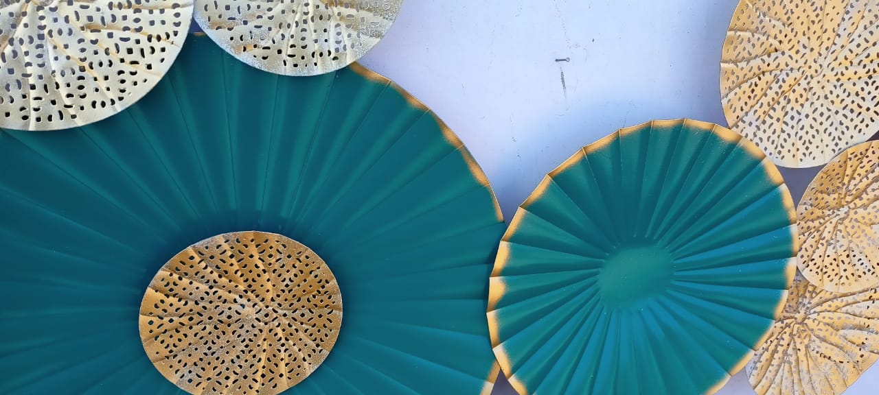 Golden Green Flower 27*48-V Home Decor