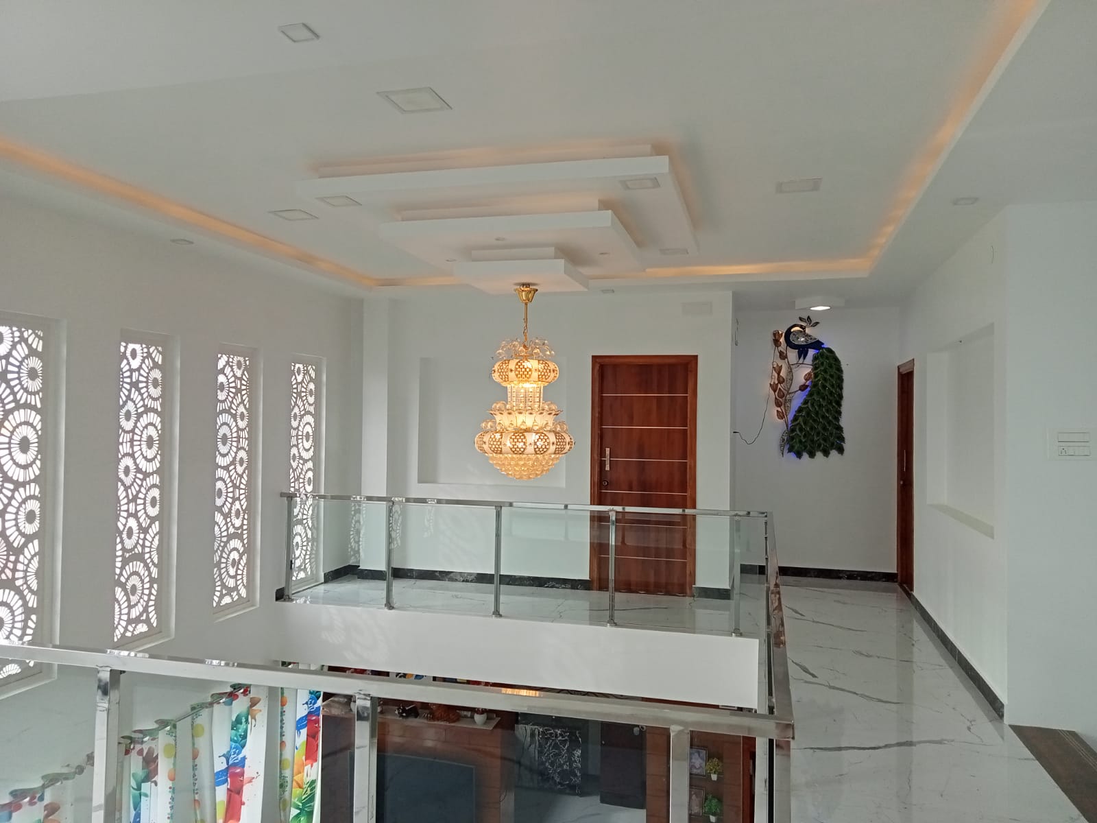 Peacock 36*60-V Home Decor