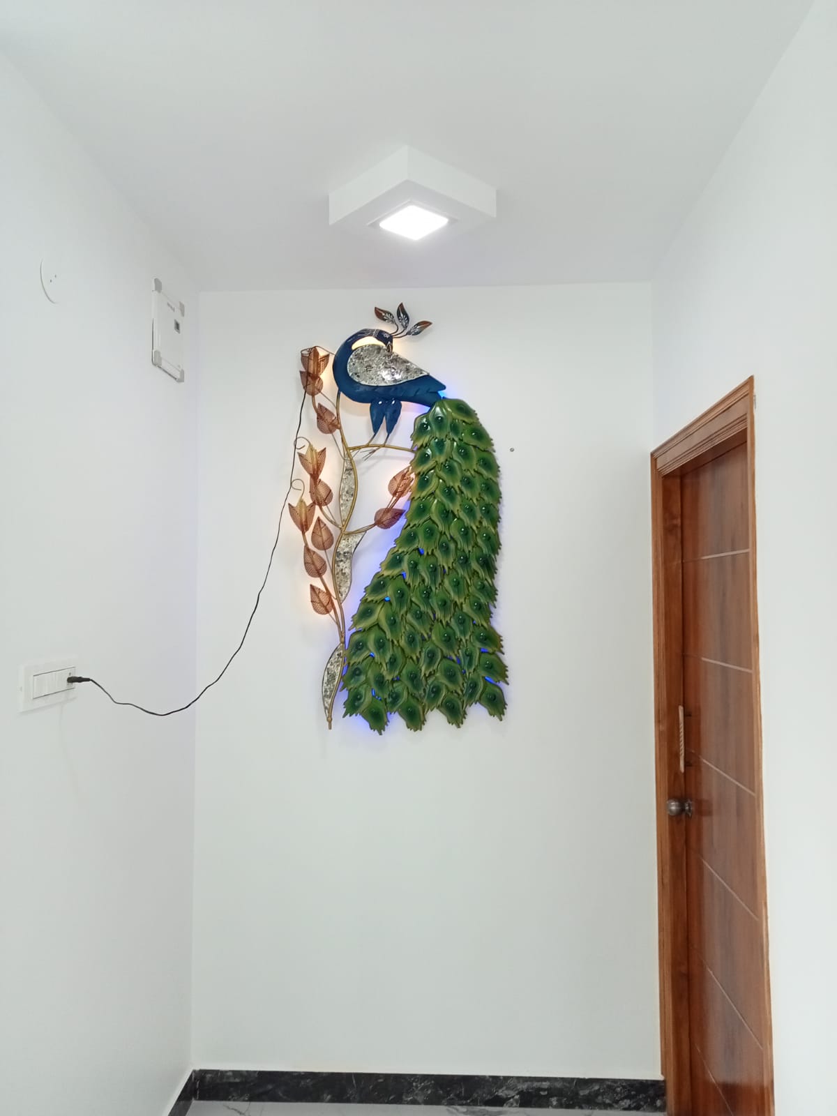 Peacock 36*60-V Home Decor