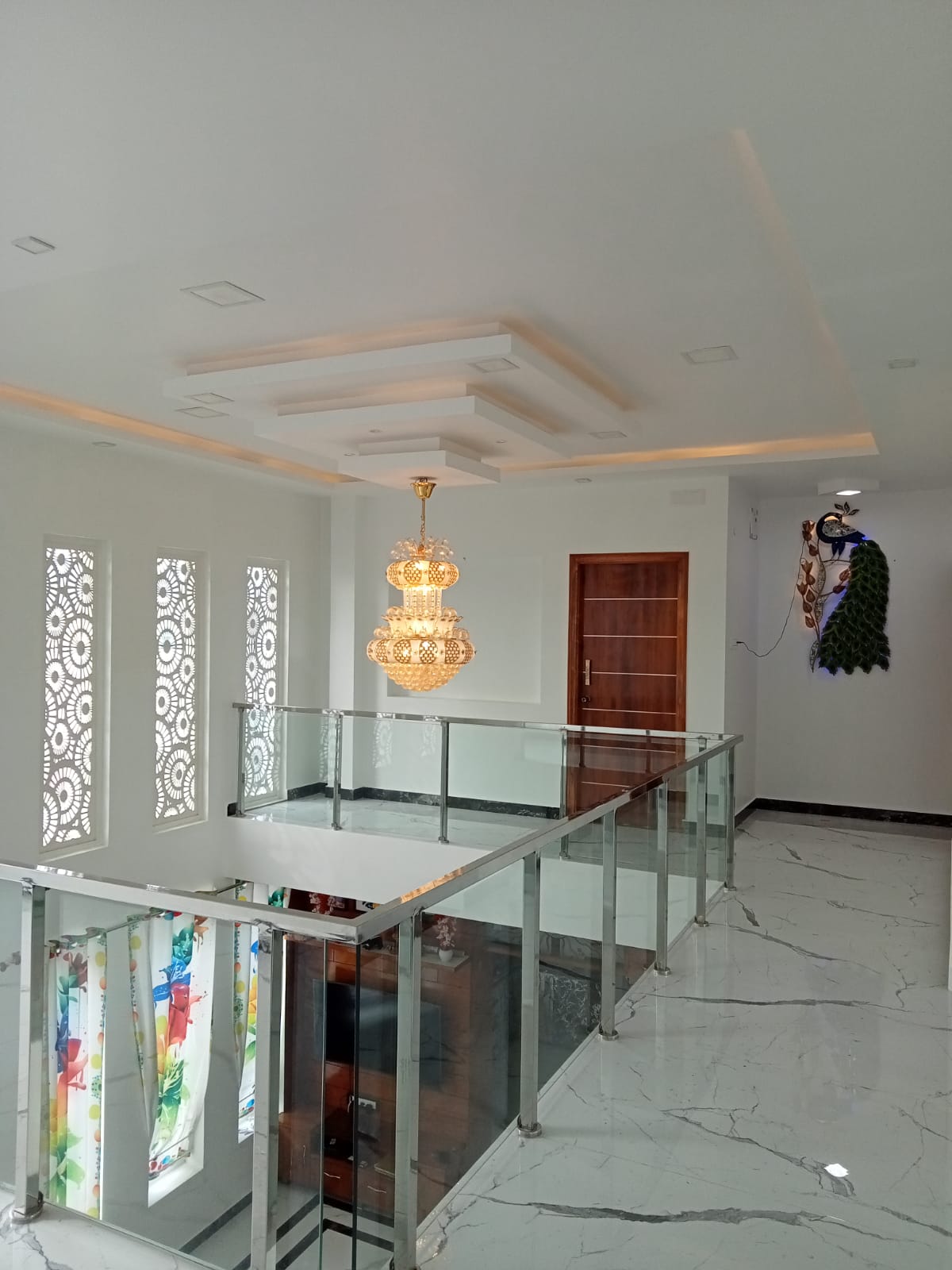 Peacock 36*60-V Home Decor