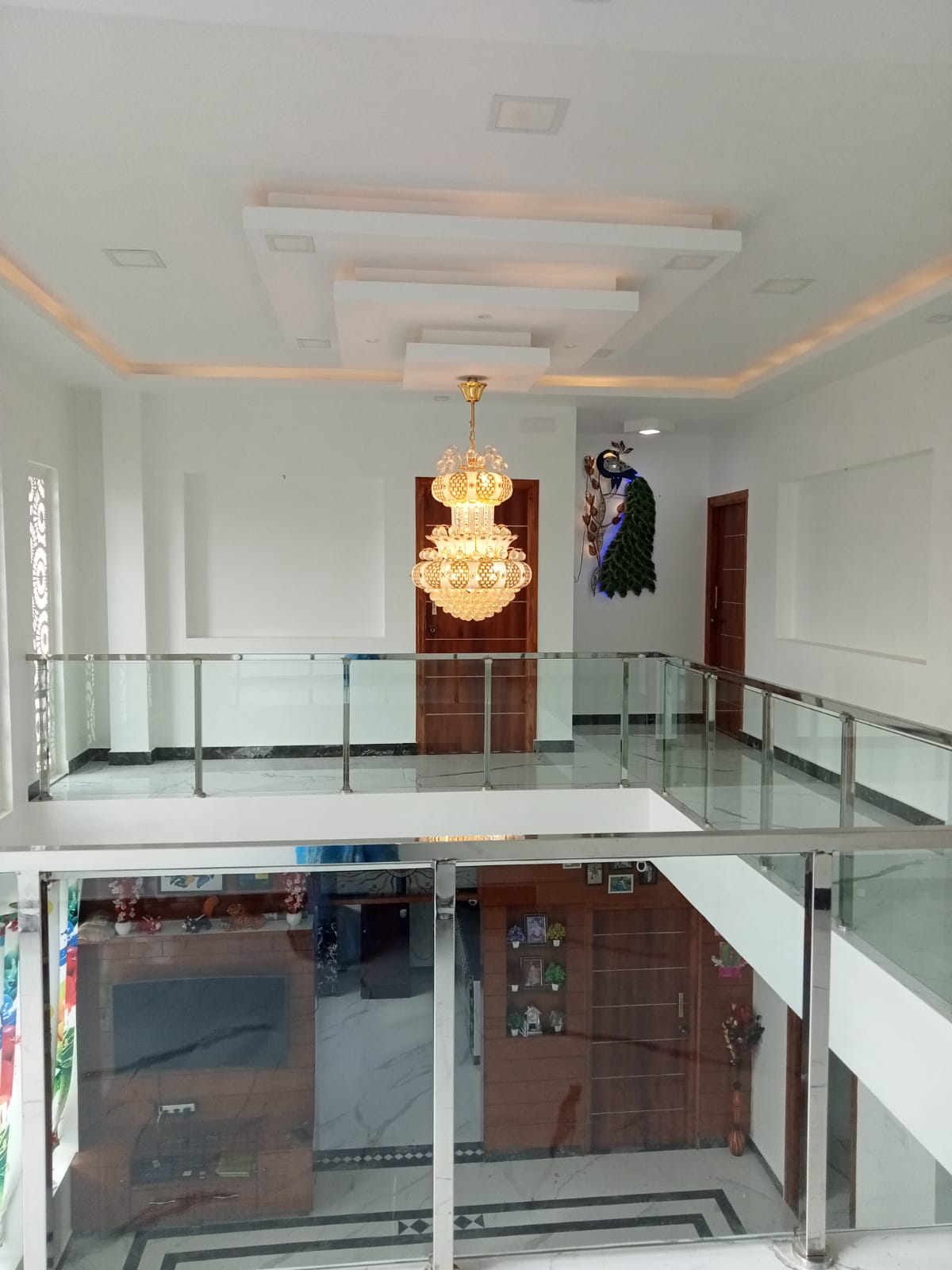 Peacock 36*60-V Home Decor