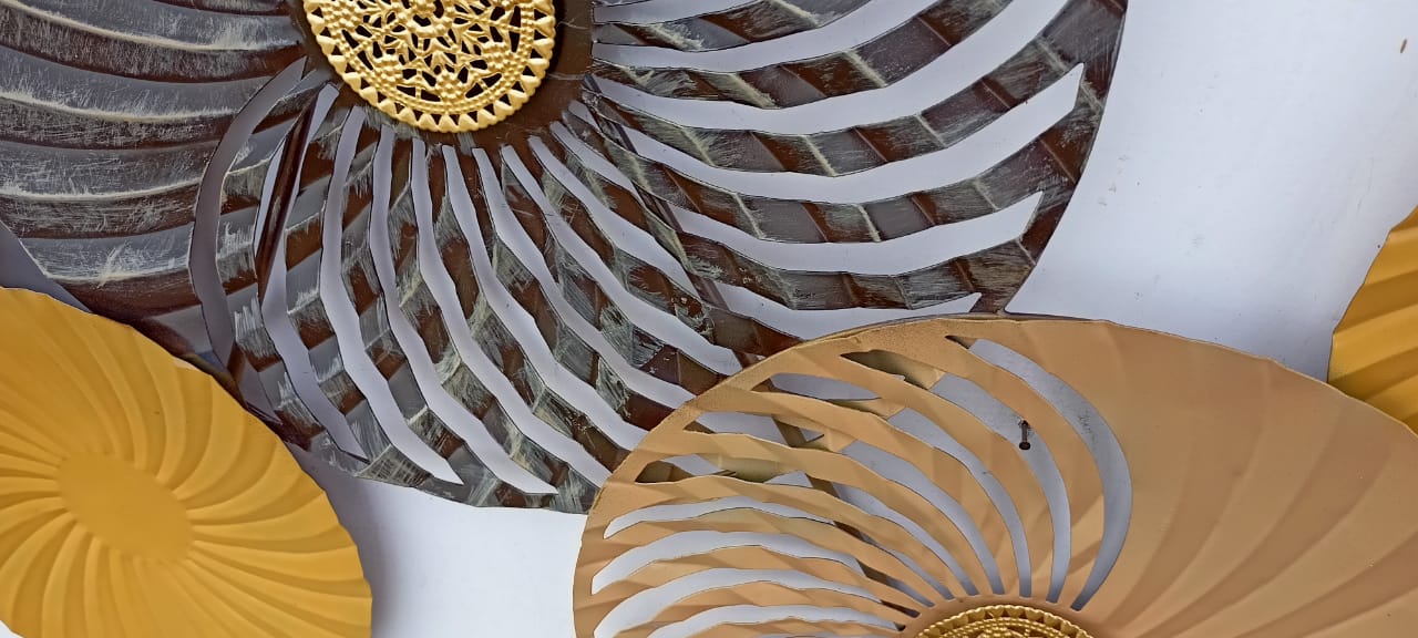 Daisy Wheel Wall Decor 24*48-V Home Decor