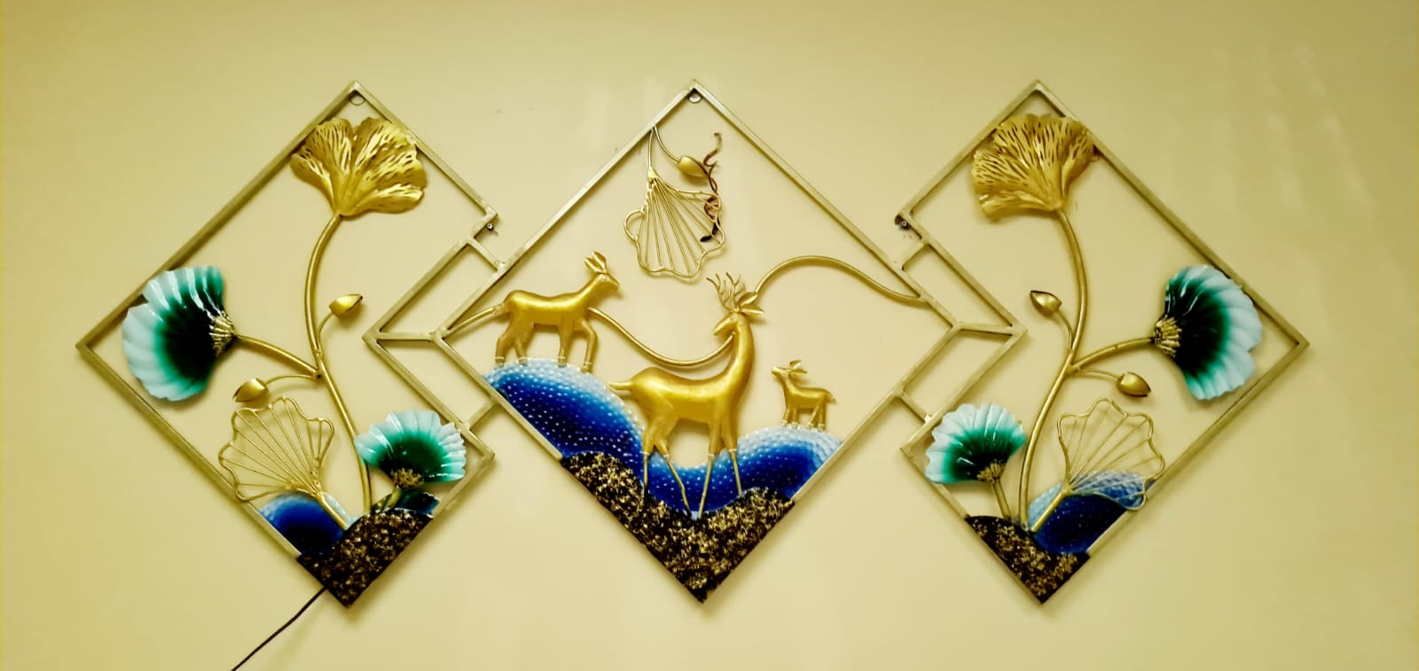 Deers Frame 78*34*2-V Home Decor