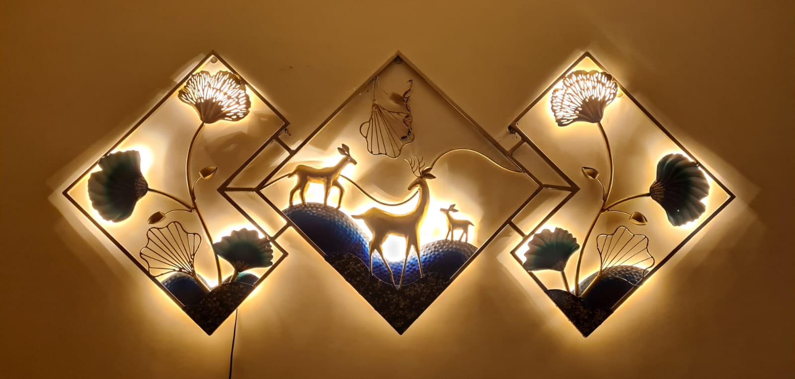 Deers Frame 78*34*2-V Home Decor