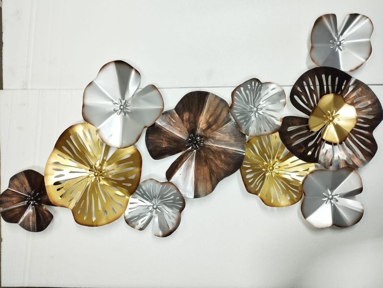 Gray Flower Wall Decor 26*48-V Home Decor