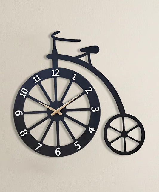 Modern Luxury cycle clock