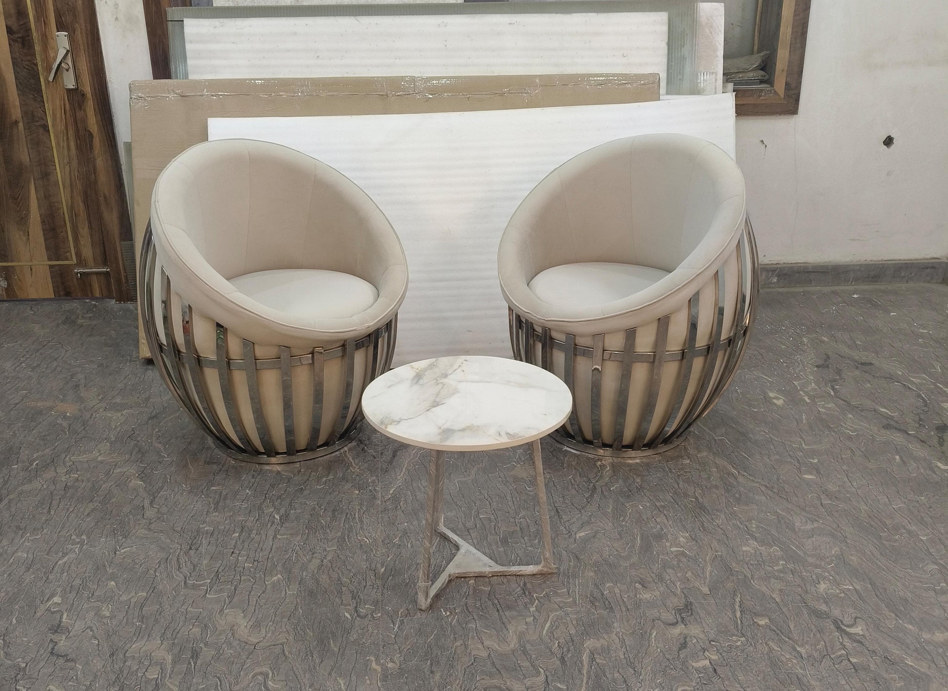 Two Lounge Armchair And One Table Set 27*27*34