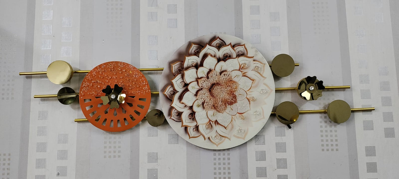 Horizontal Flower Wall Decor With Multiple Strings 5*20