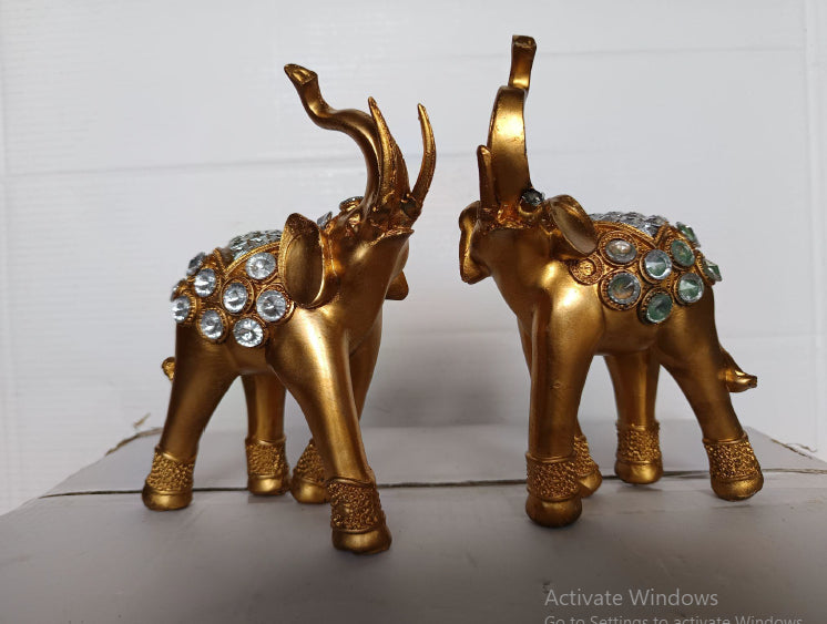Golden Color Elephant Table Decor 6*7