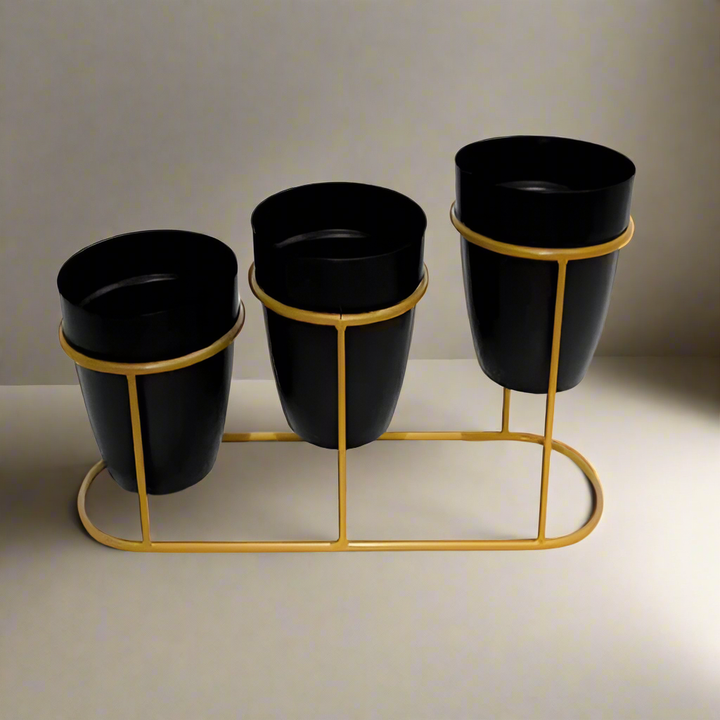 Three  Metal Pots with Stand 38*12