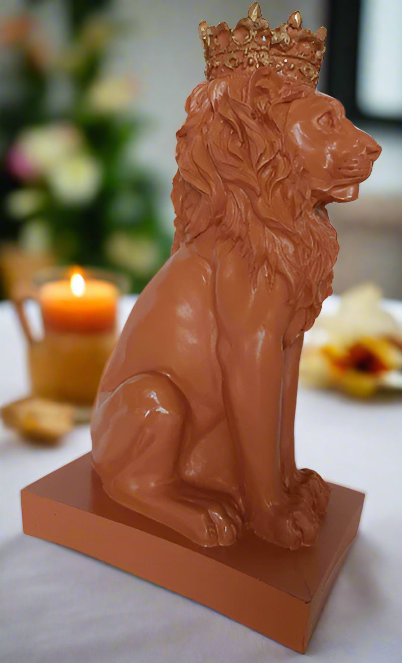 Orange Lion King Decor 6*8.5*15