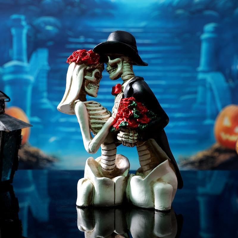Couple Skull Resin Gothic Style Romantic Couple Ornament