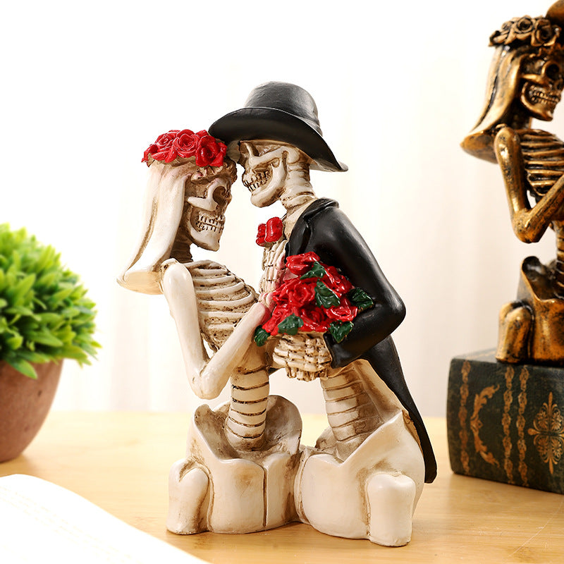 Couple Skull Resin Gothic Style Romantic Couple Ornament