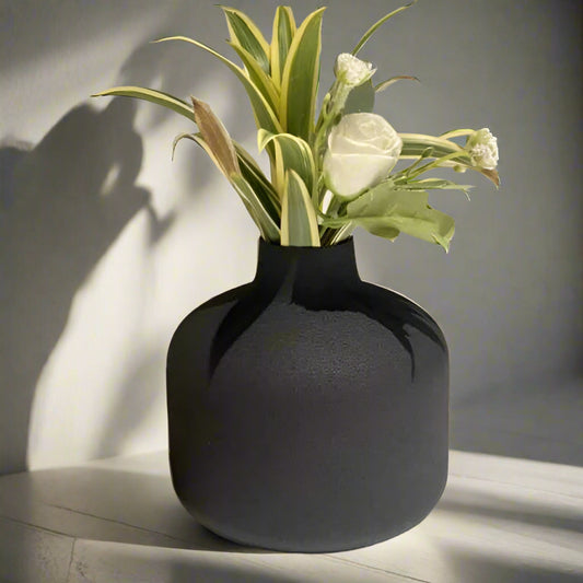 Black Matte Vase 7*8*7