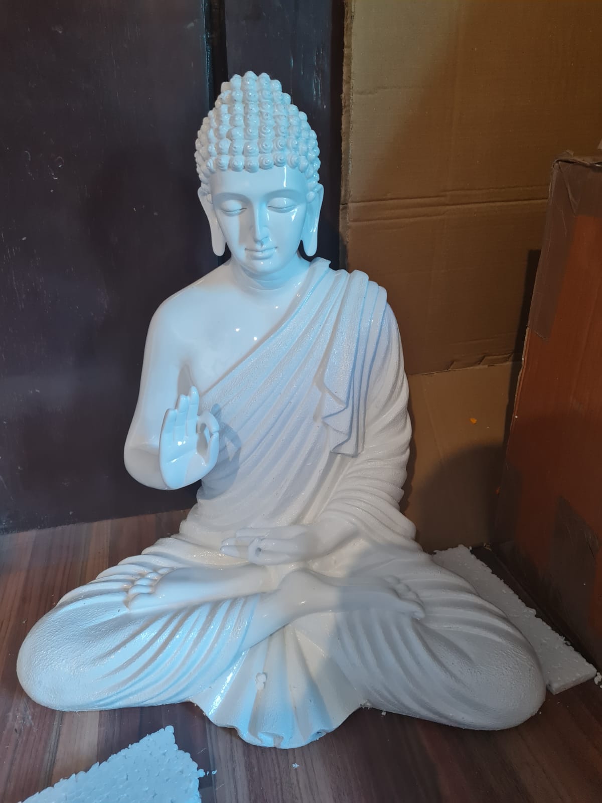 White Polyresin Fiber Buddha Statue 12*24