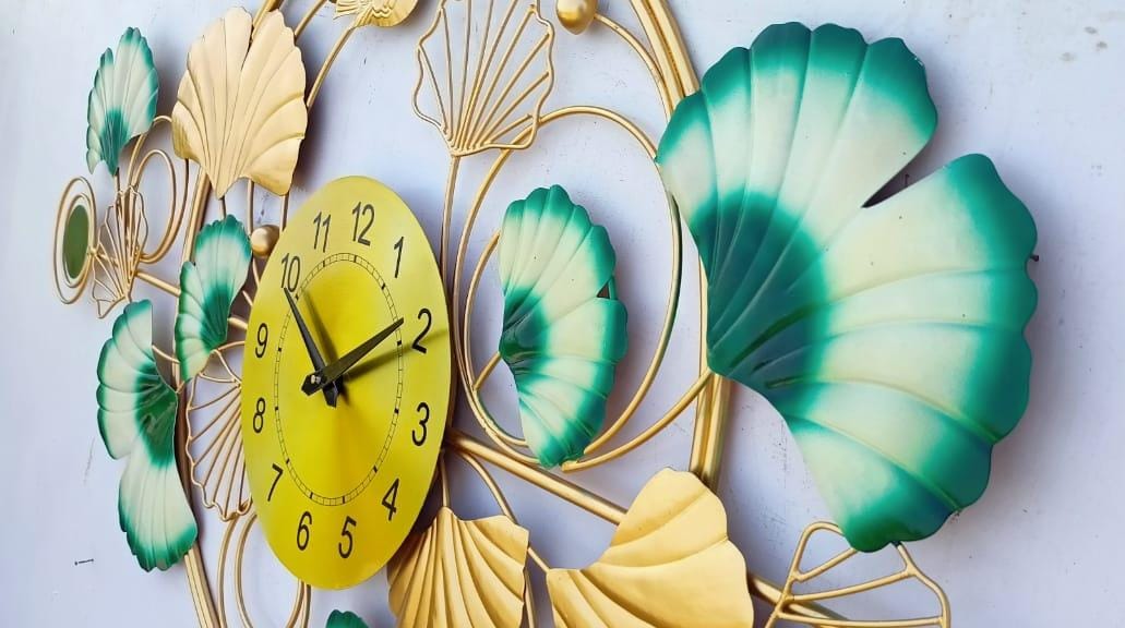 Golden Ginkgo Clock 48*2*22