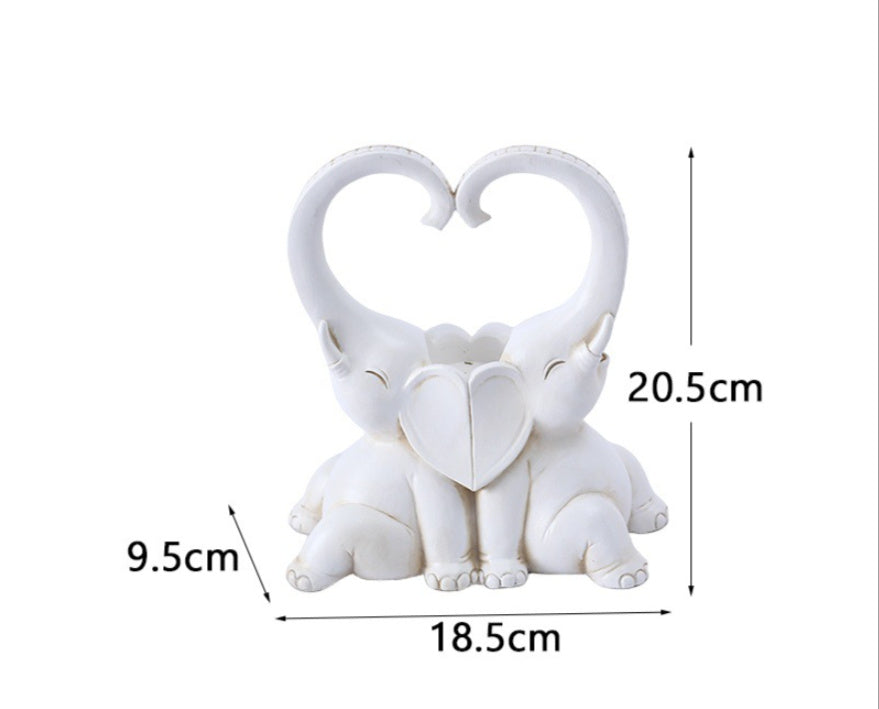 🎁 Couple Elephant Candlestick Decoration Resin Crafts (100% off)