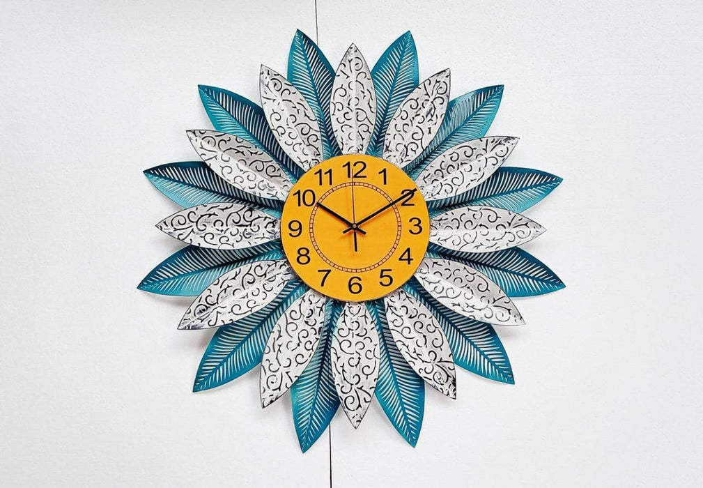 Cutting leaf wall Clock 30