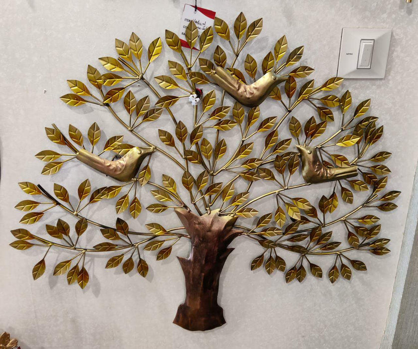Metal Tree With Birds 28*28