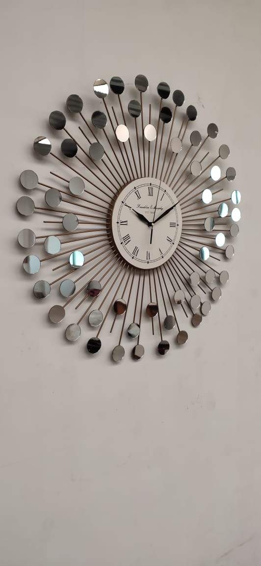 Mirror Clock 24*24 - V Home Decor