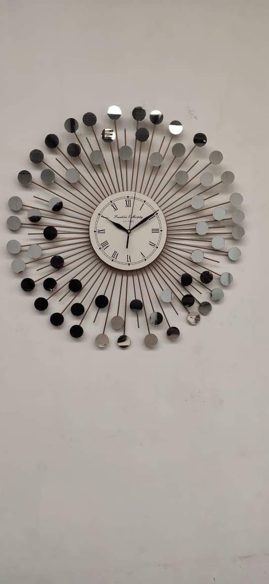 Mirror Clock 24*24 - V Home Decor