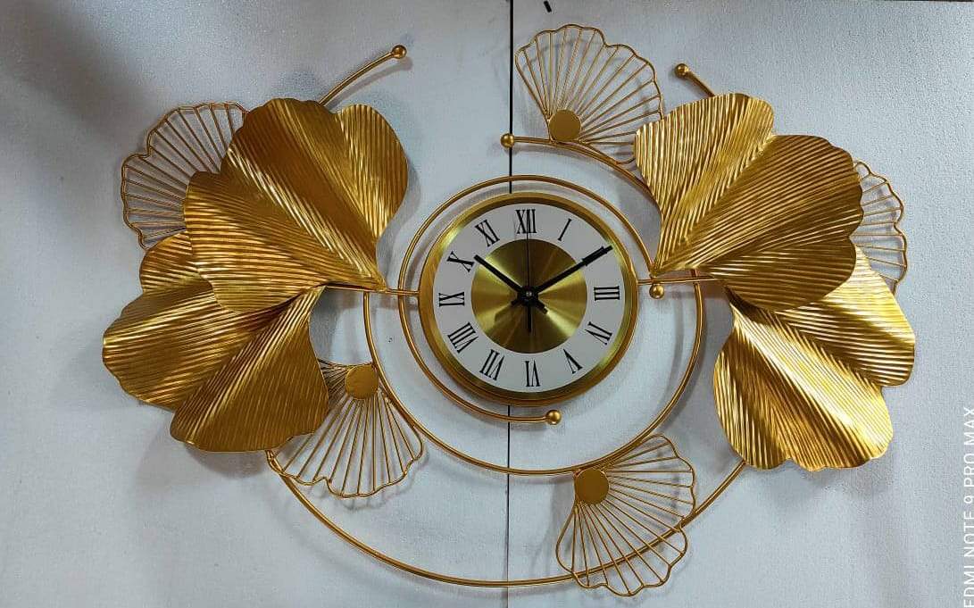 Golden color Ginkgo Clock 36*24