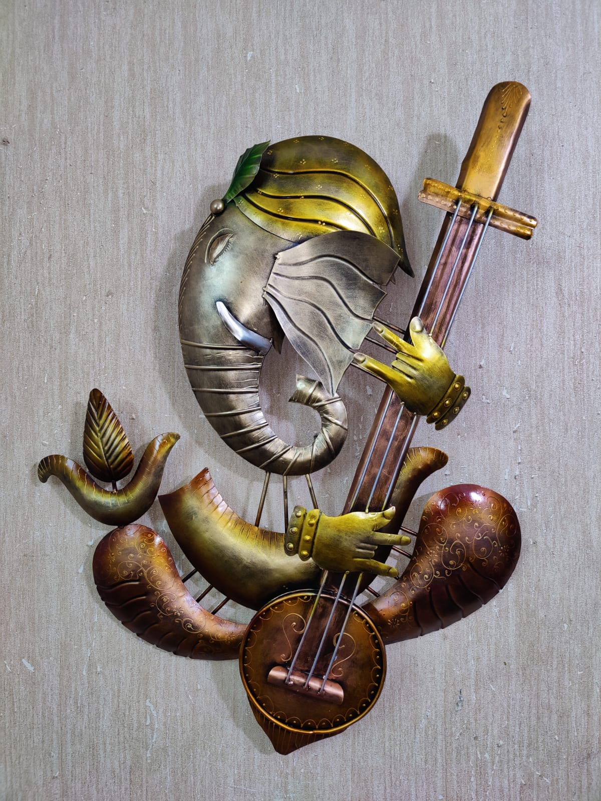 Small Tanpura Ganesh 34*25