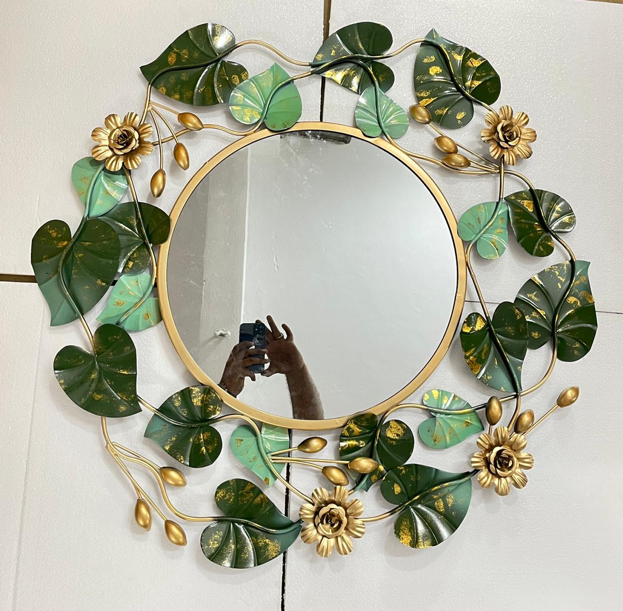 Leaf Mirror 32*32