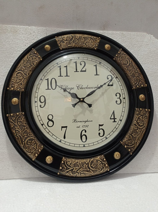 Metal Emboss Clock 18*18*19