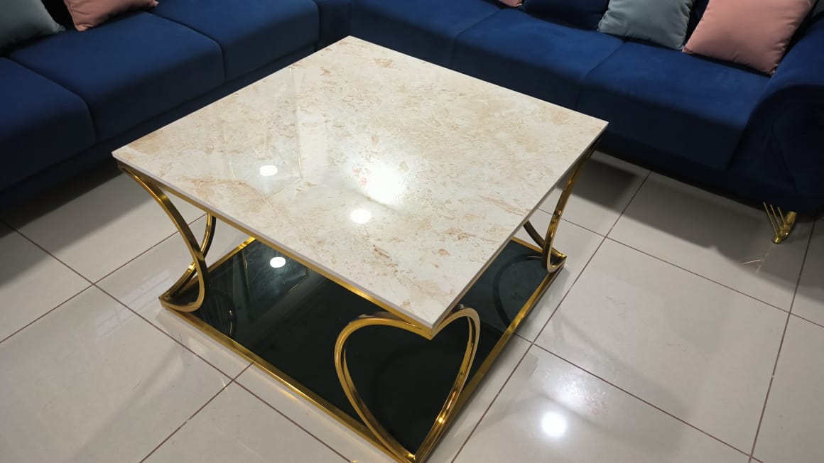 Heart Shape Steel Table 40*40*18